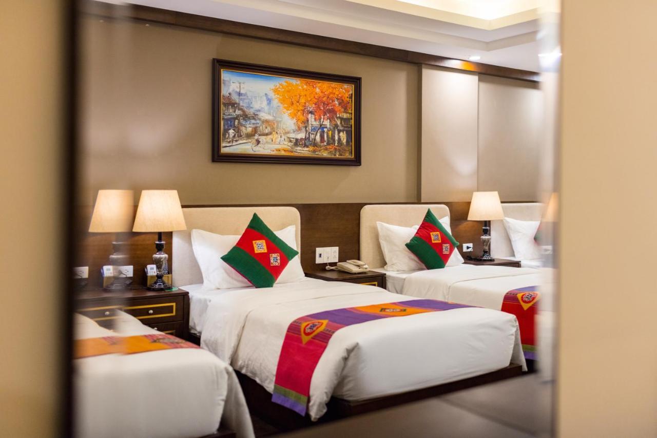 Khách sạn The View 4*